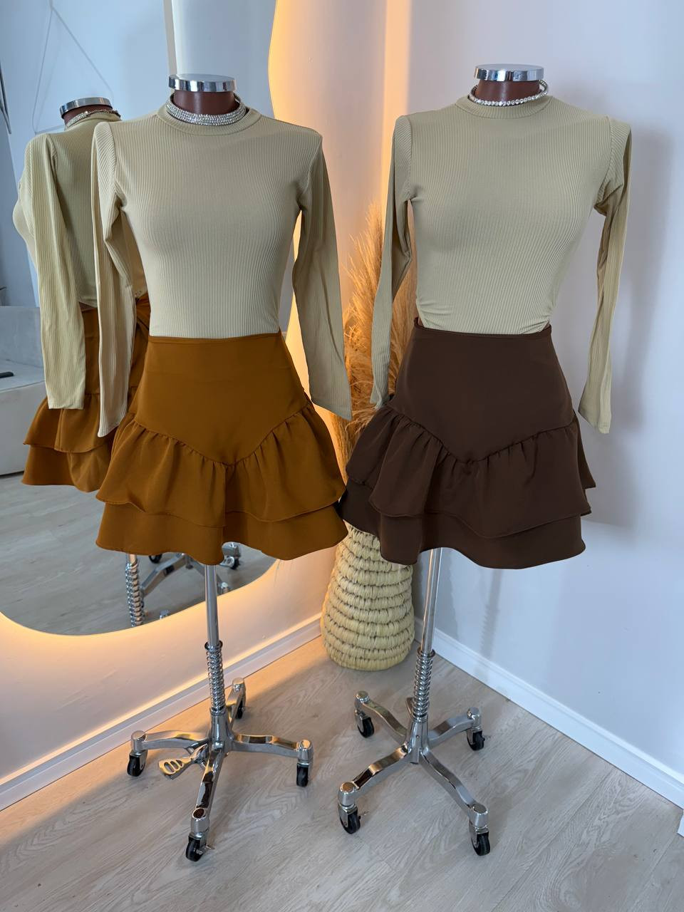 Conjunto (Cores pelo saia)