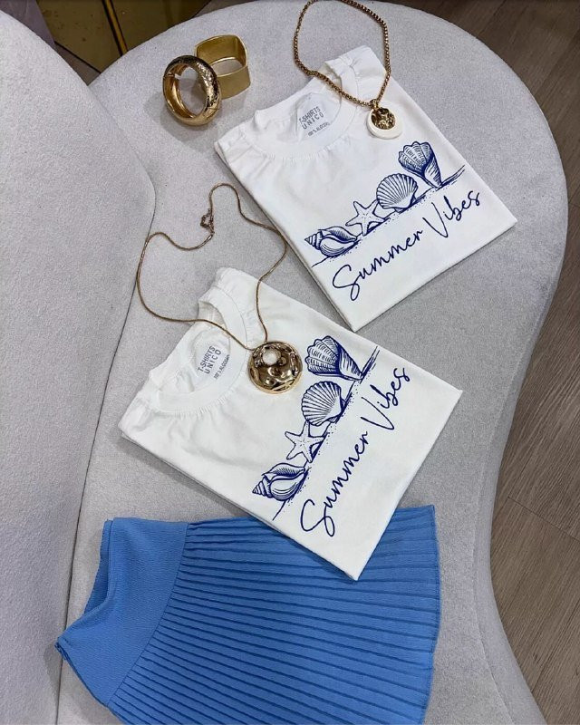 Tee Summer Vibes