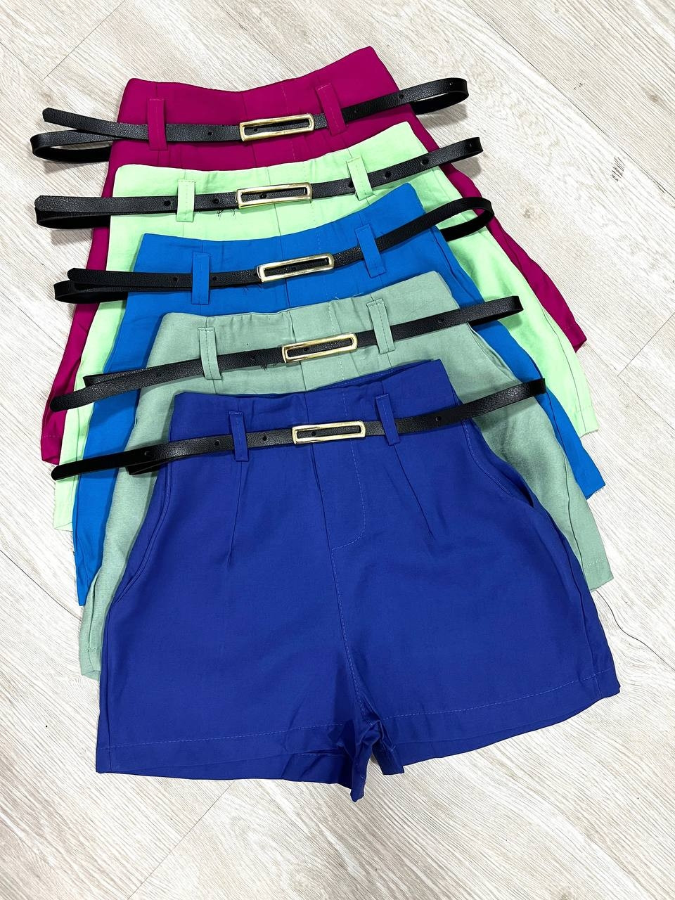 Short Alfaiataria com cinto