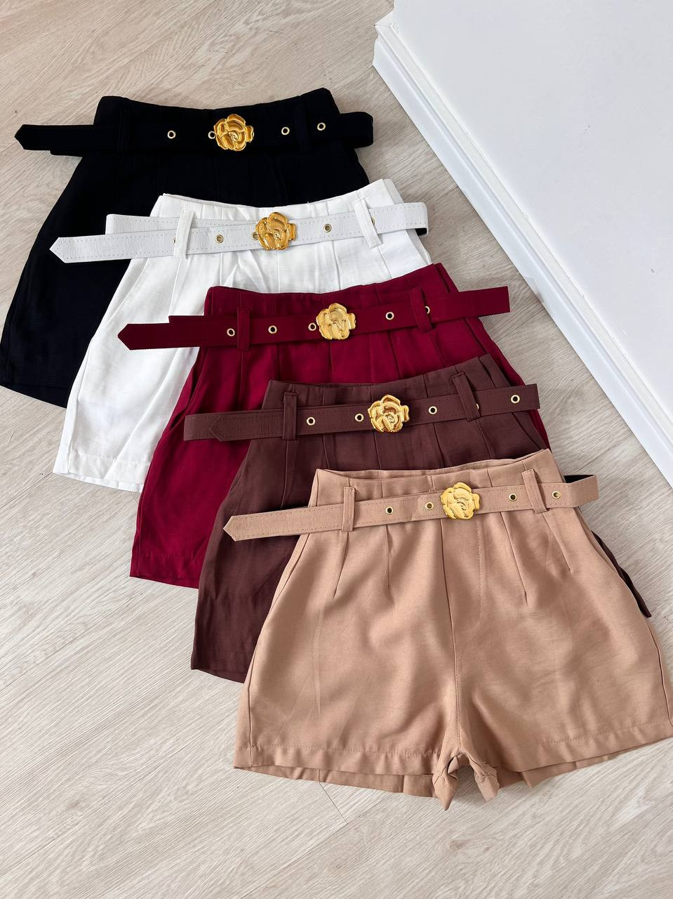Short com cinto