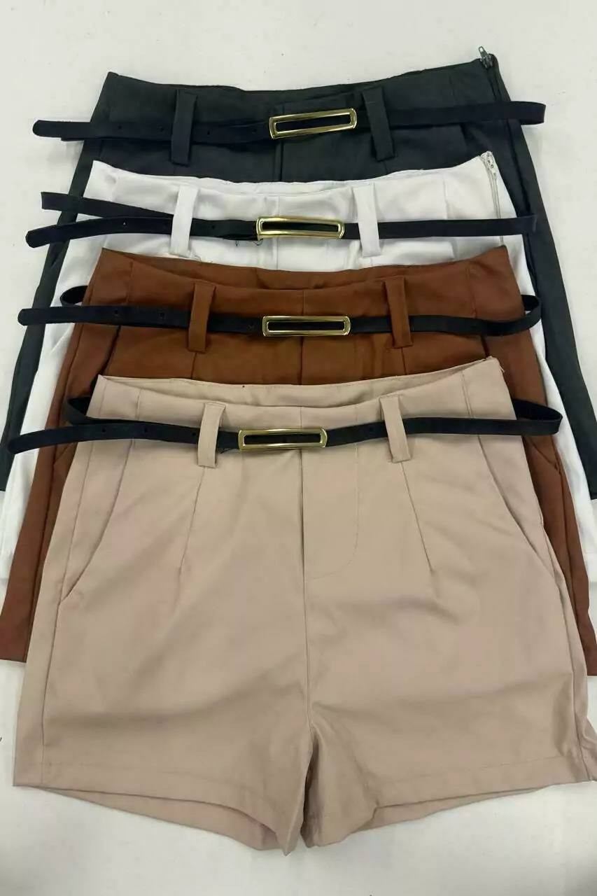 Short com cinto