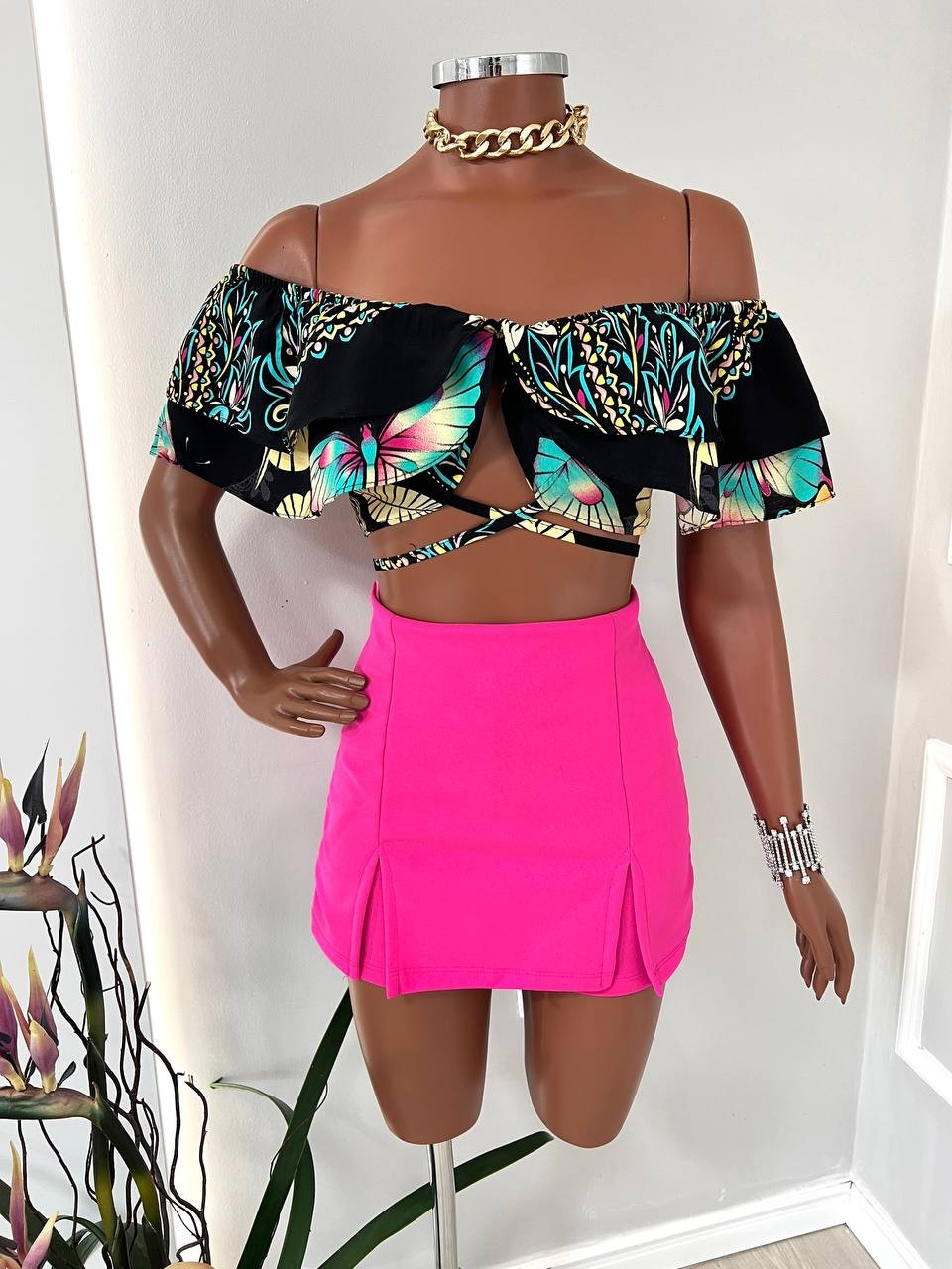 Conjunto ( cores pelo short ) 