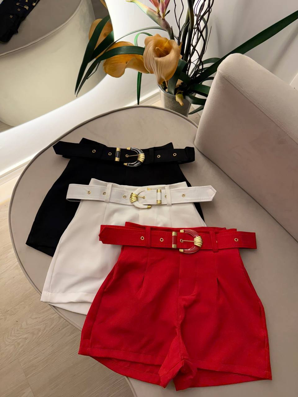 Short Alfaiataria com cinto