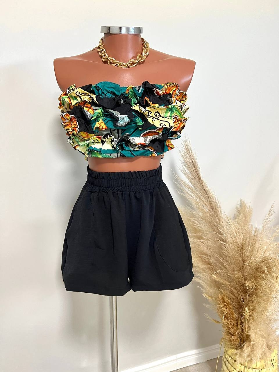 Conjunto (cores pelo short)