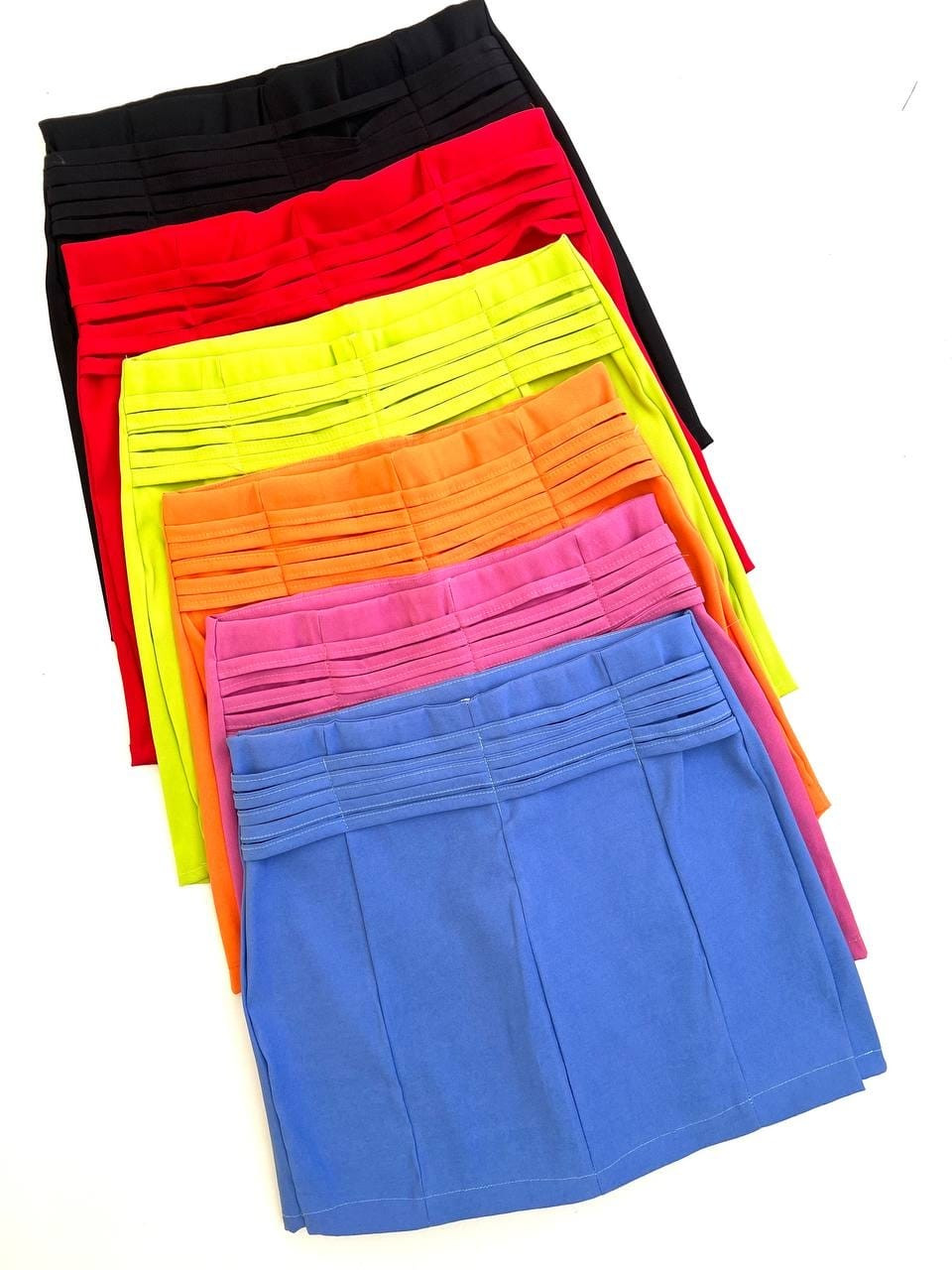 Short saia