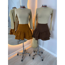 Conjunto (Cores pelo saia)