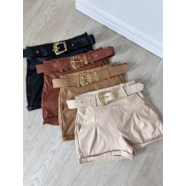 Short com cinto